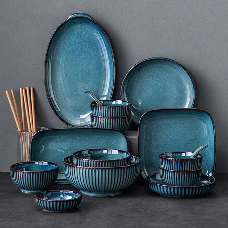Golden Edge Ceramic Dinner Set - hover